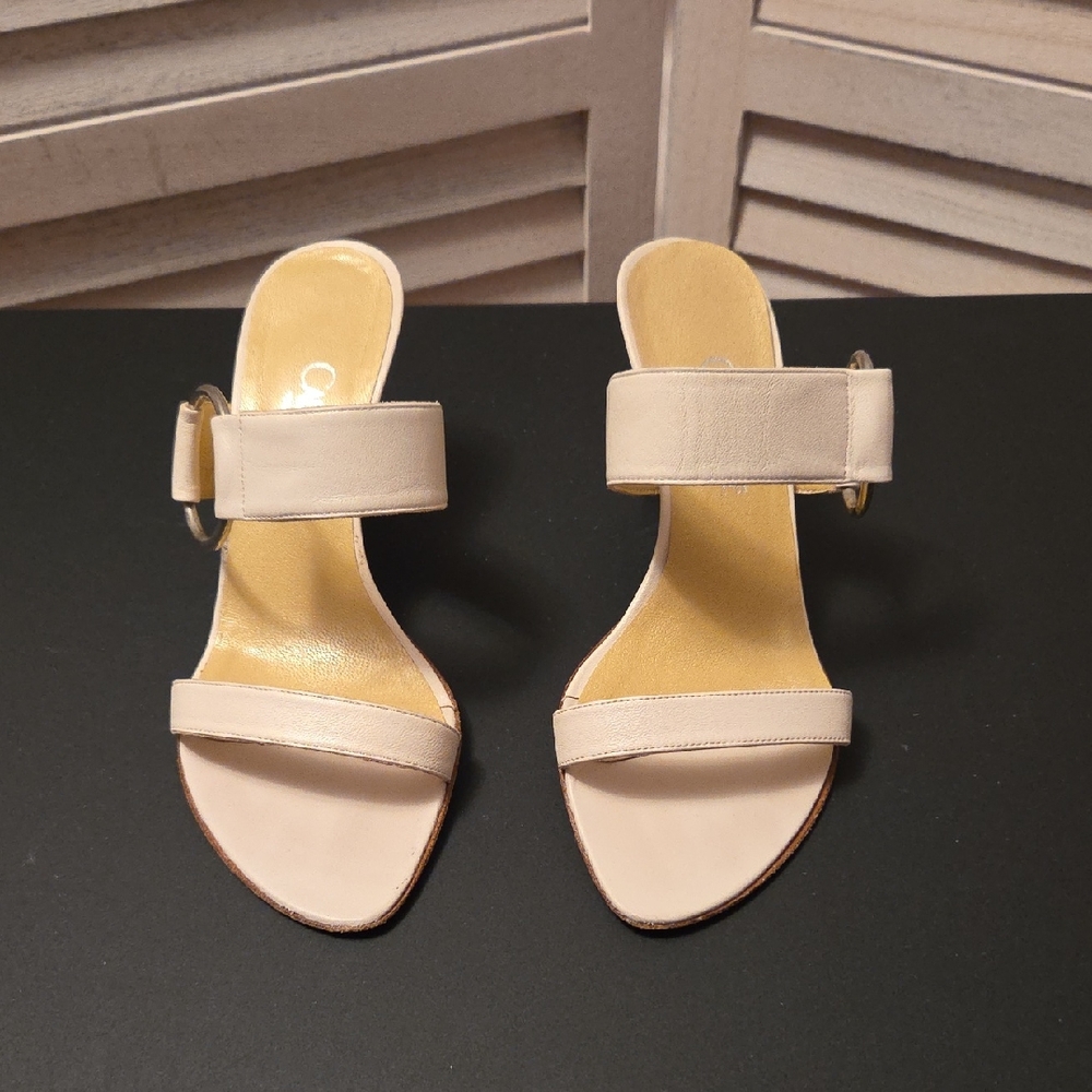High Heel Sandal By CALDERONE shoes.